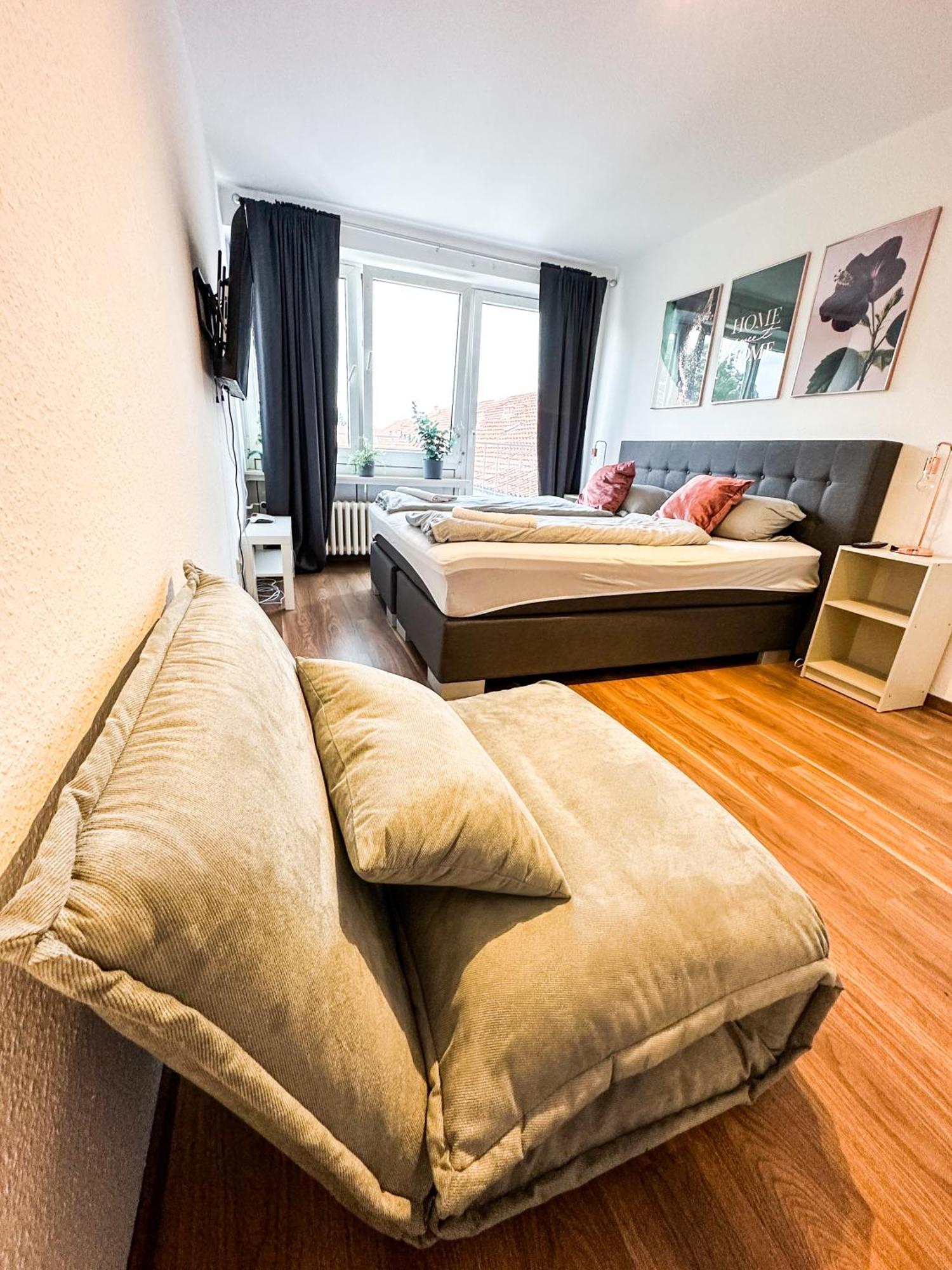 Apartment Fuer 3 Gaeste Kostenlose Parkplaetze Und Lift Hanôver Exterior foto